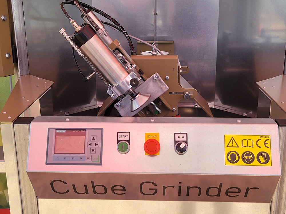 Cube Grinder
